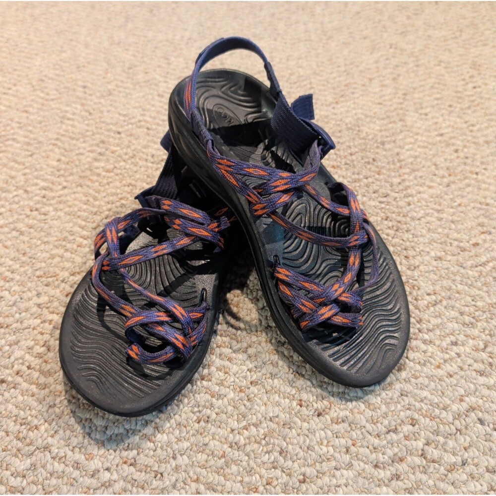 Chaco ZVolv X2 Sandals Womens US 8 Purple Strappy Hiking Trail Sport Gorpcore